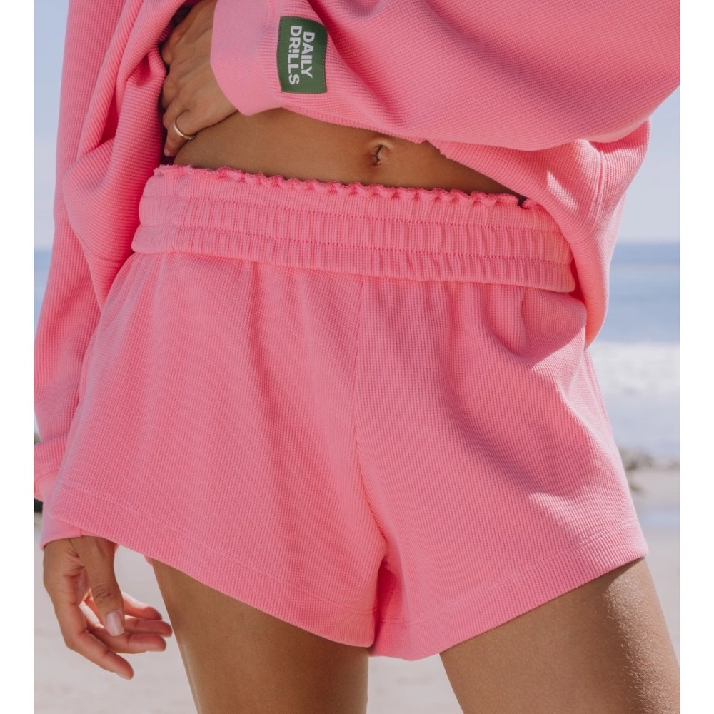 Daily Drills Thermal Resort Shorts Cheeks Size XS/S NWT